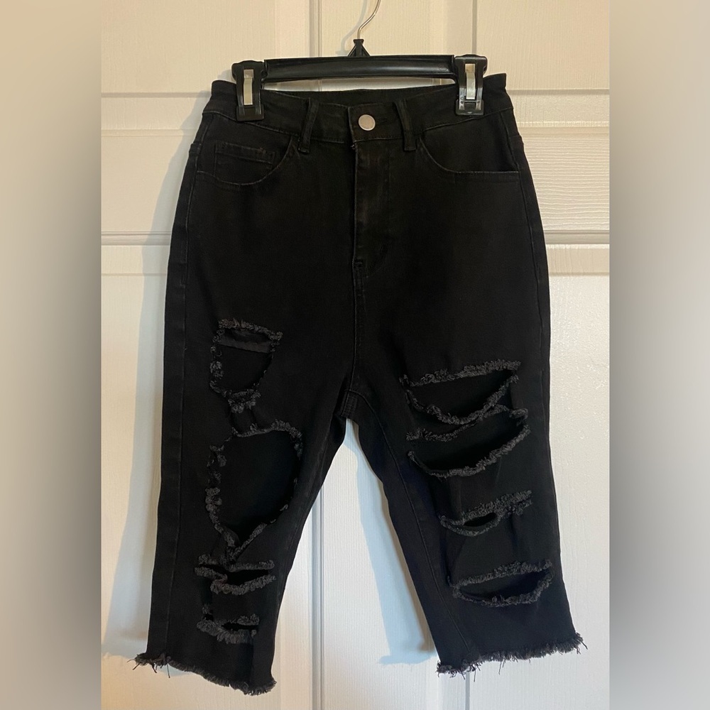 SHEIN Black Distressed Bermuda Skinny Shorts